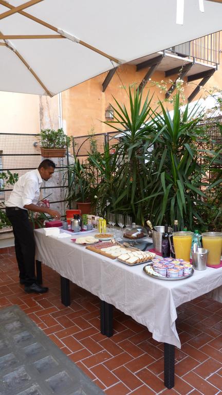 Alojamento de Acomodação e Pequeno-almoço De' Fiori Roma